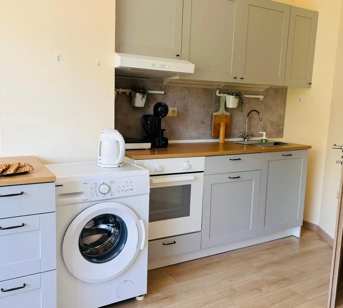 South Bay Vacation Apartment Varna